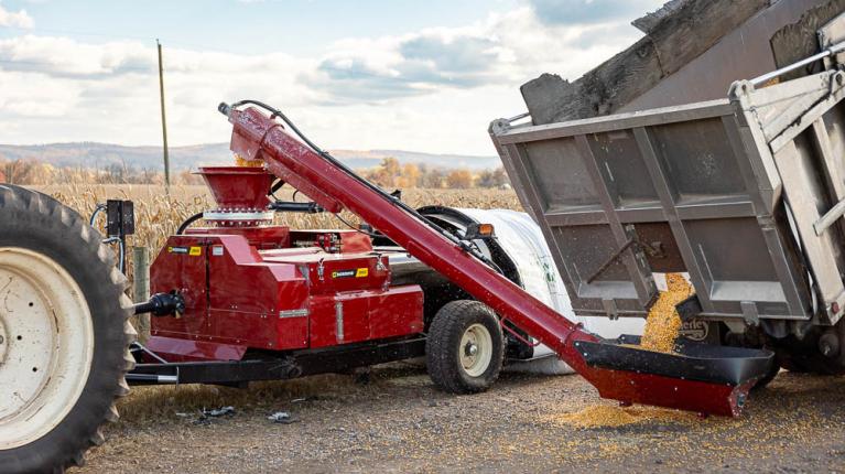 Low-profile auger